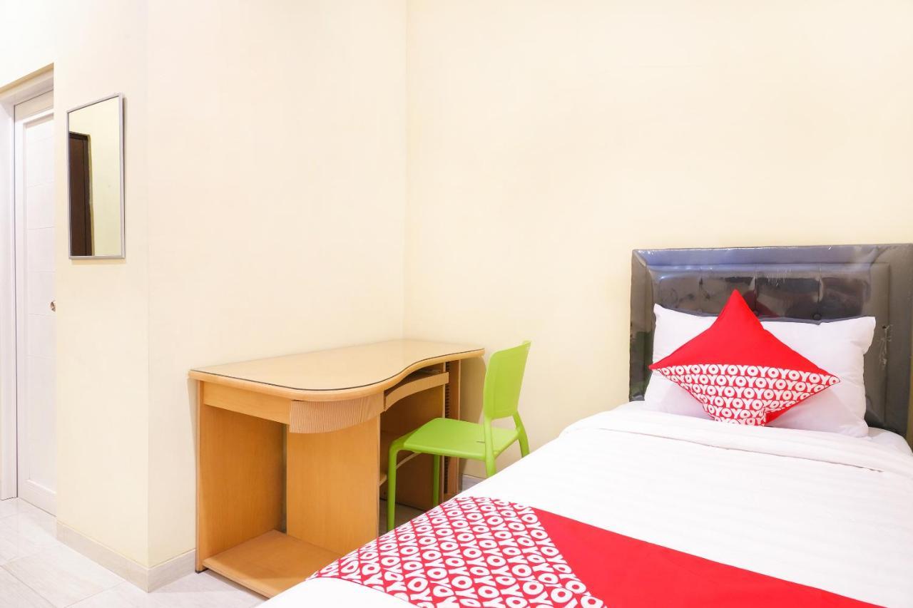 Super Oyo 90033 Dehome Family Melati Exterior foto